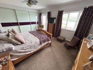 Photo 16- click for photo gallery